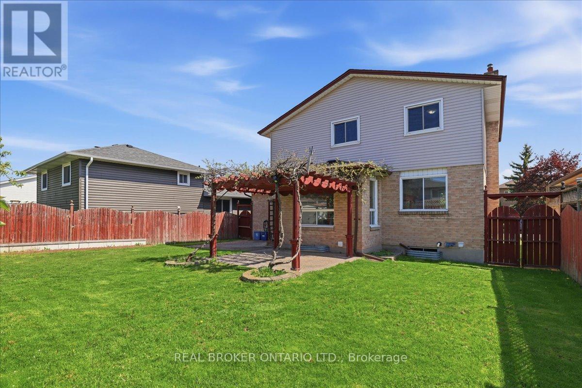 71 West Acres Crescent, Kitchener, Ontario  N2N 3G8 - Photo 28 - X13149908