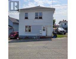 33 KIRKPATRICK STREET, Kirkland Lake, Ontario