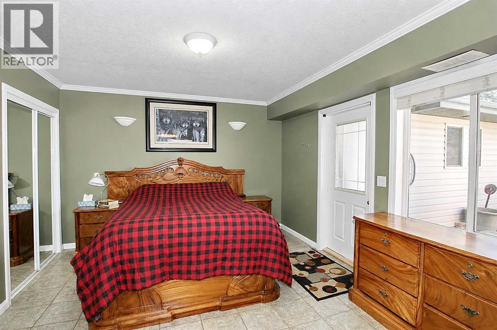 5016 34 Street, Sylvan Lake, Alberta  T4S 1B1 - Photo 11 - A2310576