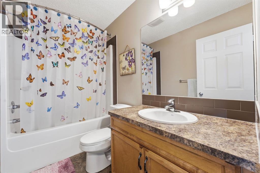 14 Reunion Grove, Airdrie, Alberta  T4B 0Z7 - Photo 21 - A2295952