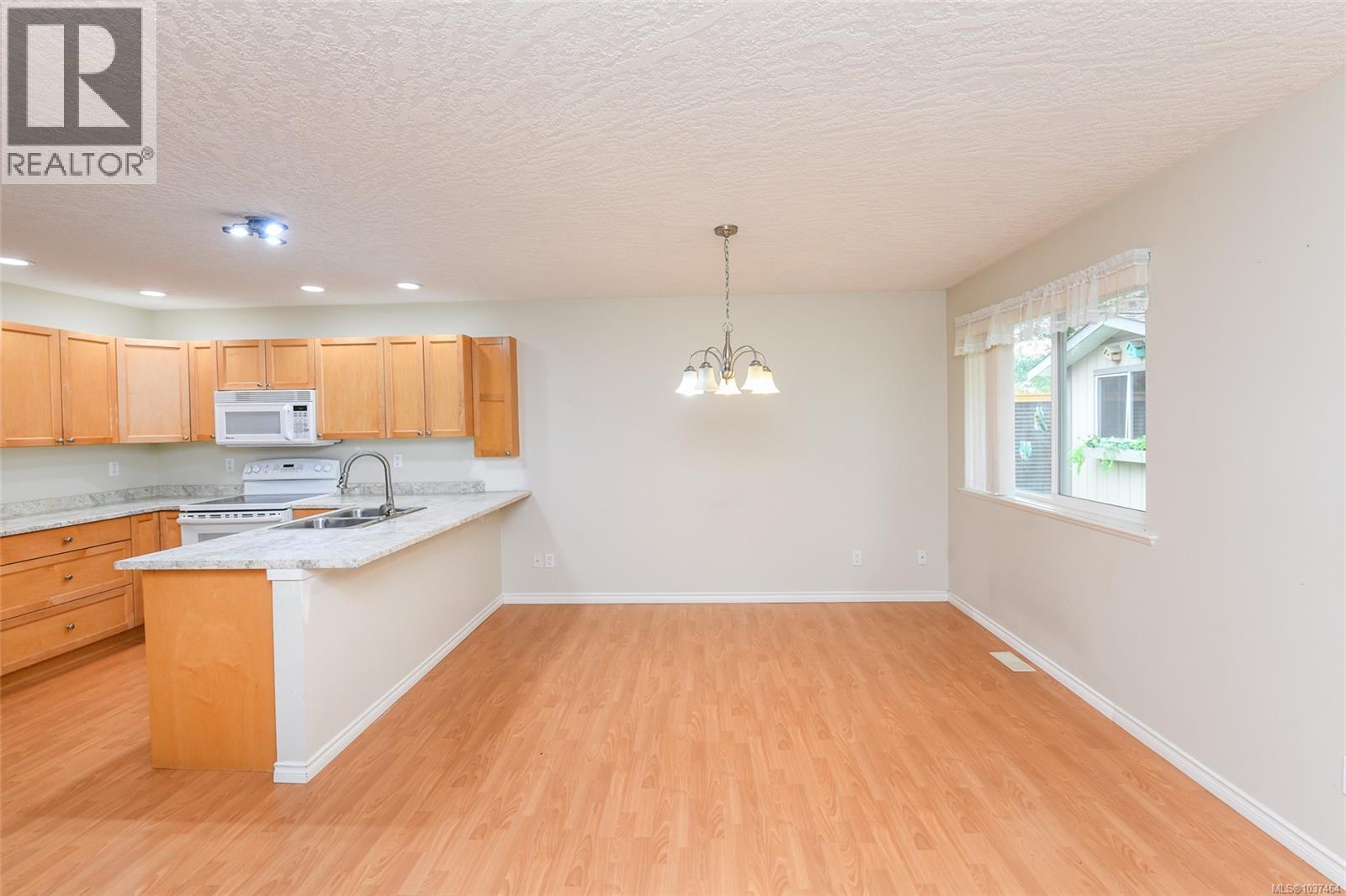 2261 Murrelet Dr, Comox, British Columbia  V9M 4G6 - Photo 27 - 1037464
