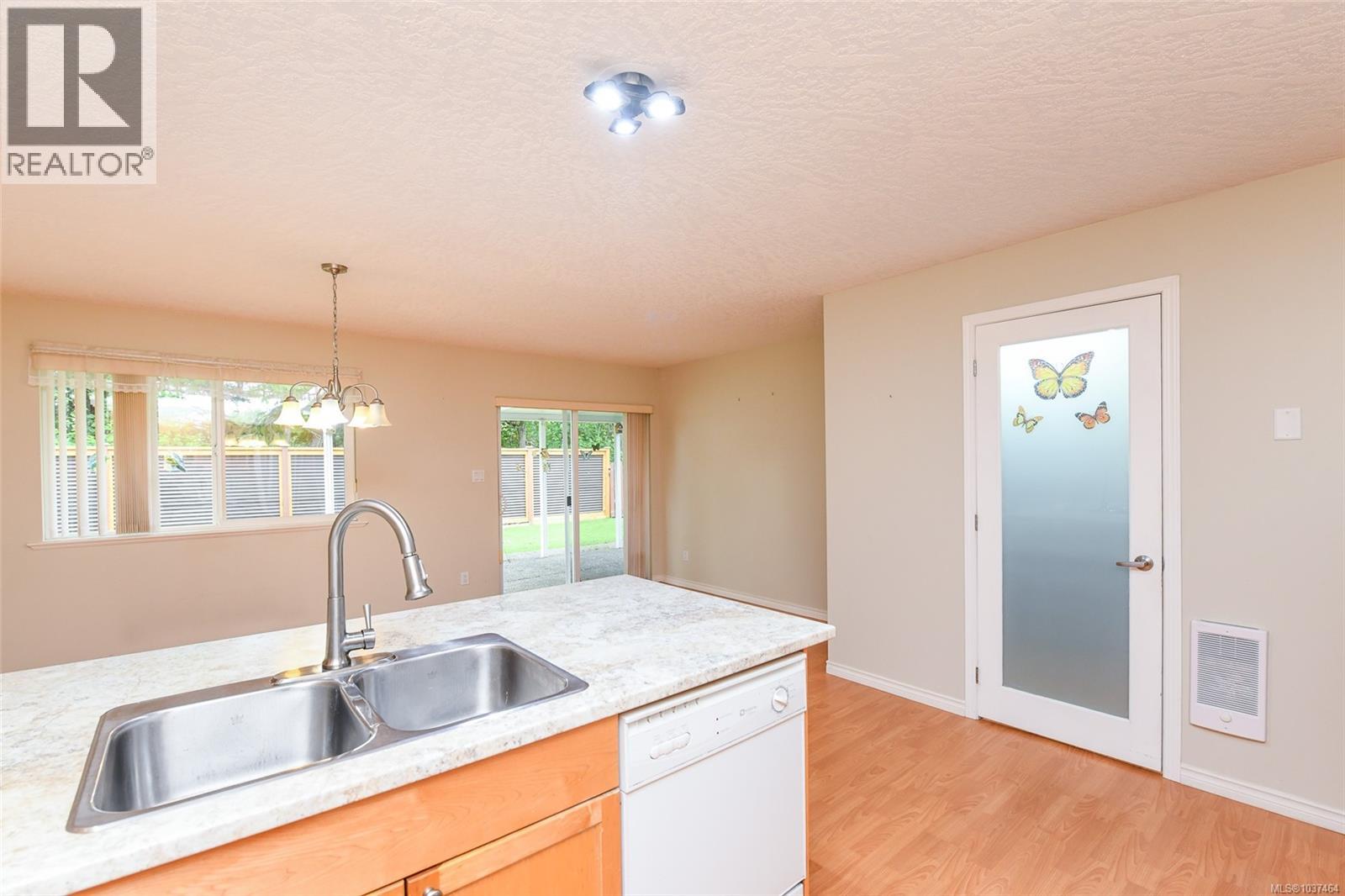 2261 Murrelet Dr, Comox, British Columbia  V9M 4G6 - Photo 28 - 1037464