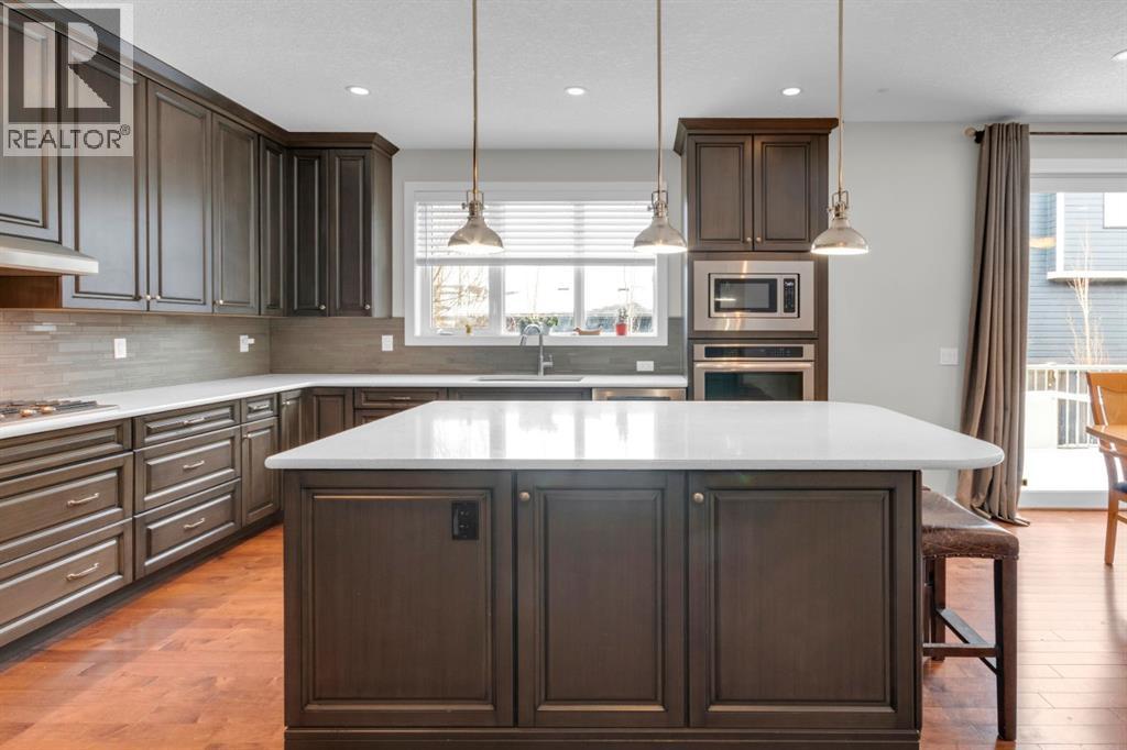 68 Westland Crescent Sw, Calgary, Alberta  T3H 0W1 - Photo 14 - A2306302