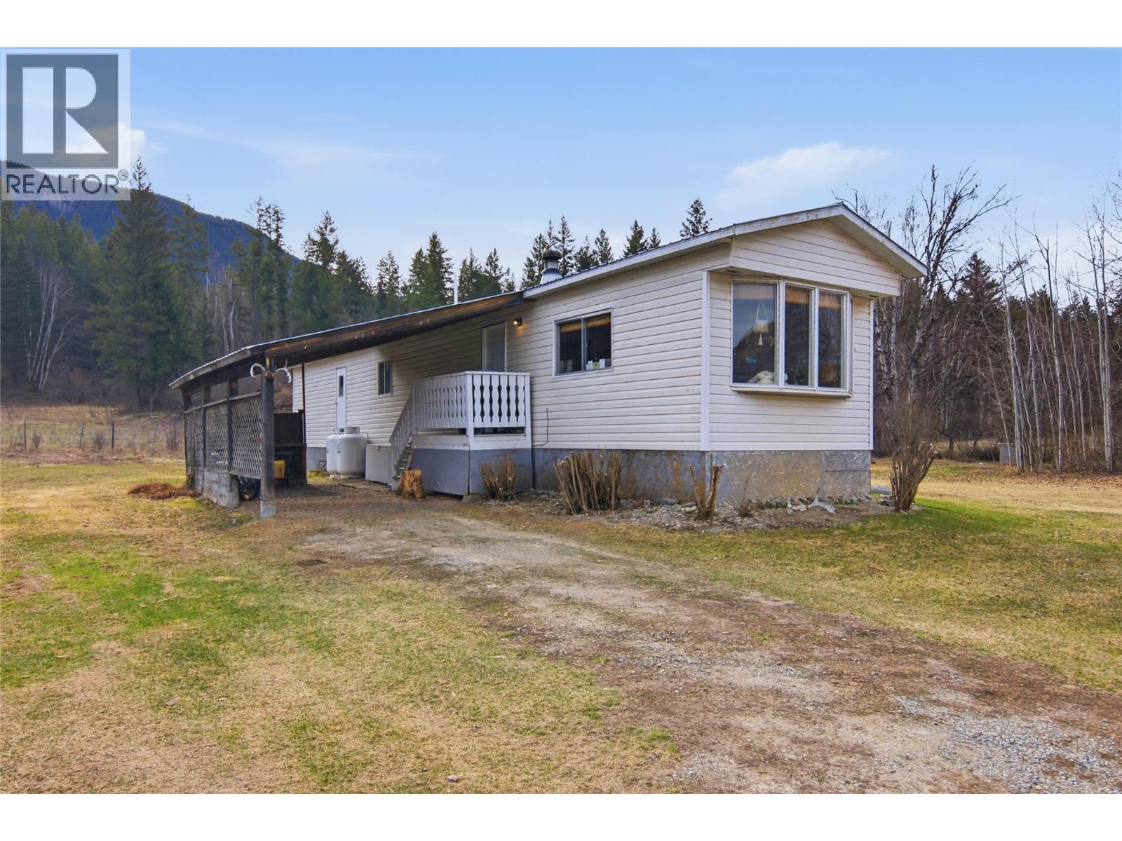 4048 Dixon Mountain Road, Barriere, British Columbia  V0E 1E0 - Photo 2 - 10385247