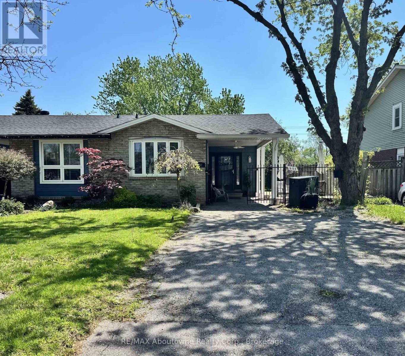 637 LOMOND CRESCENT, Burlington, Ontario