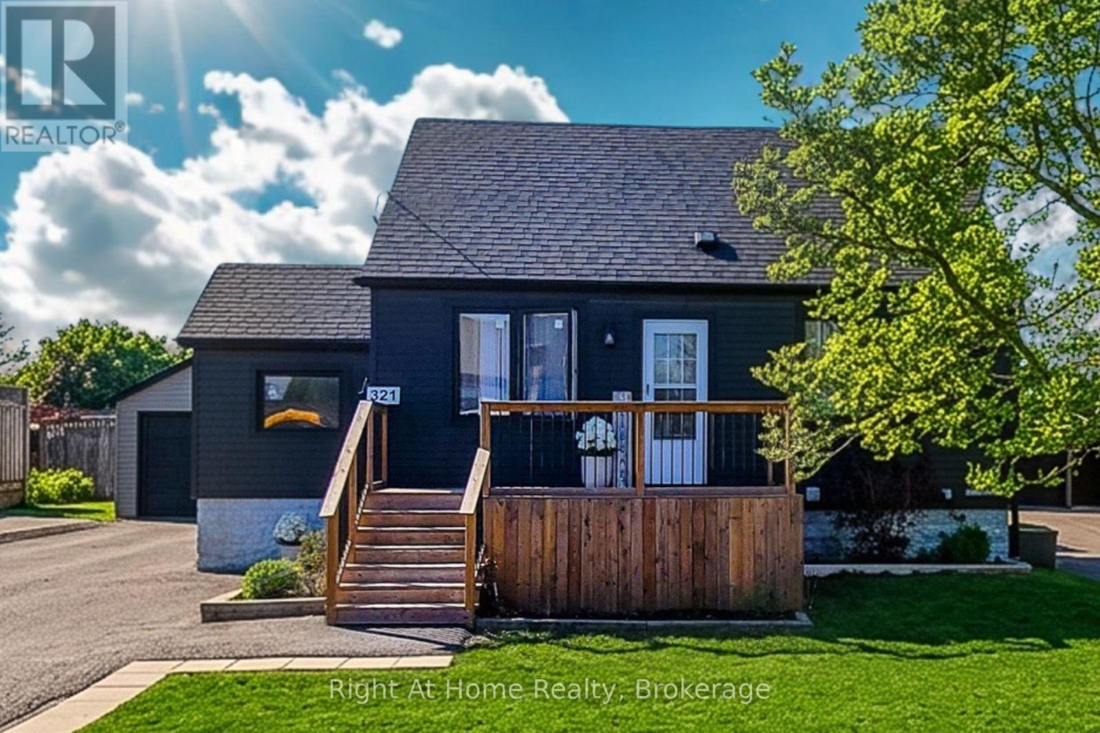 321 Dewitt Road N, Hamilton, Ontario  L8E 2T1 - Photo 1 - X13150828