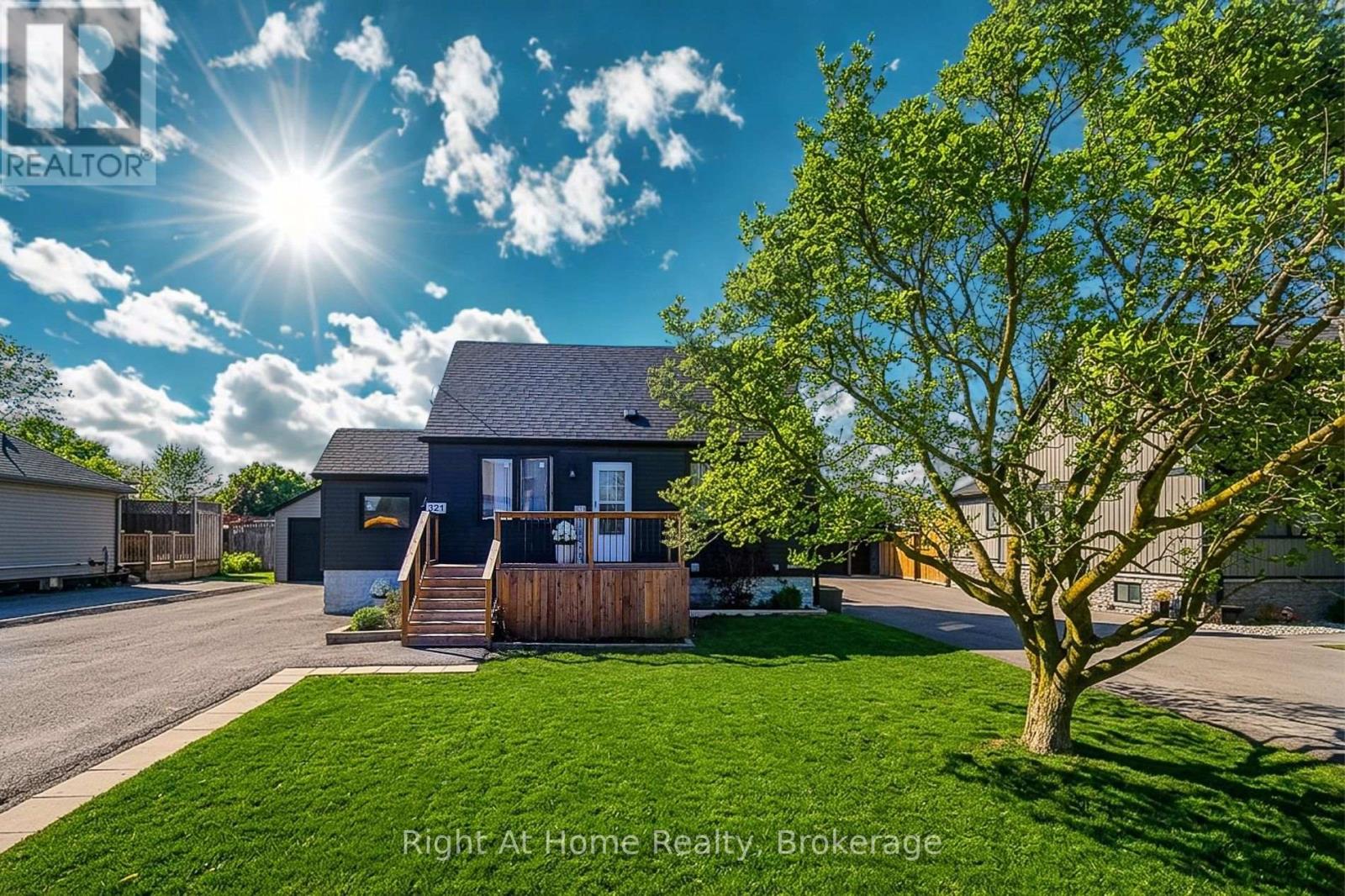 321 Dewitt Road N, Hamilton, Ontario  L8E 2T1 - Photo 2 - X13150828