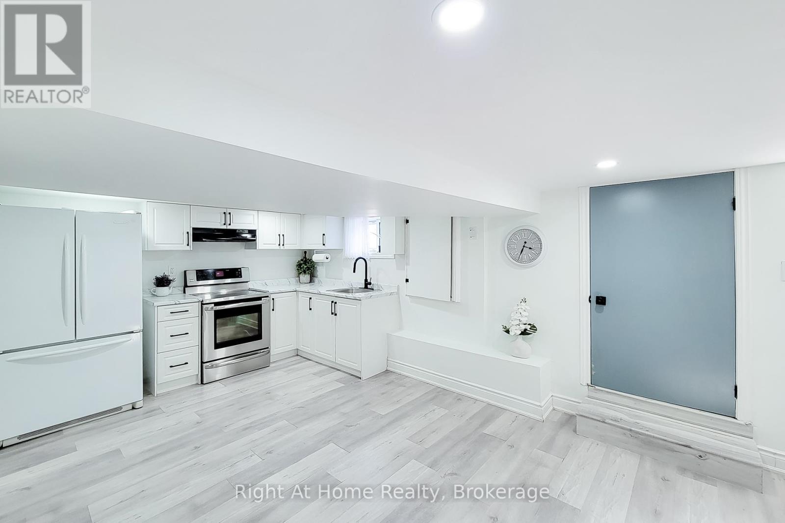 321 Dewitt Road N, Hamilton, Ontario  L8E 2T1 - Photo 38 - X13150828