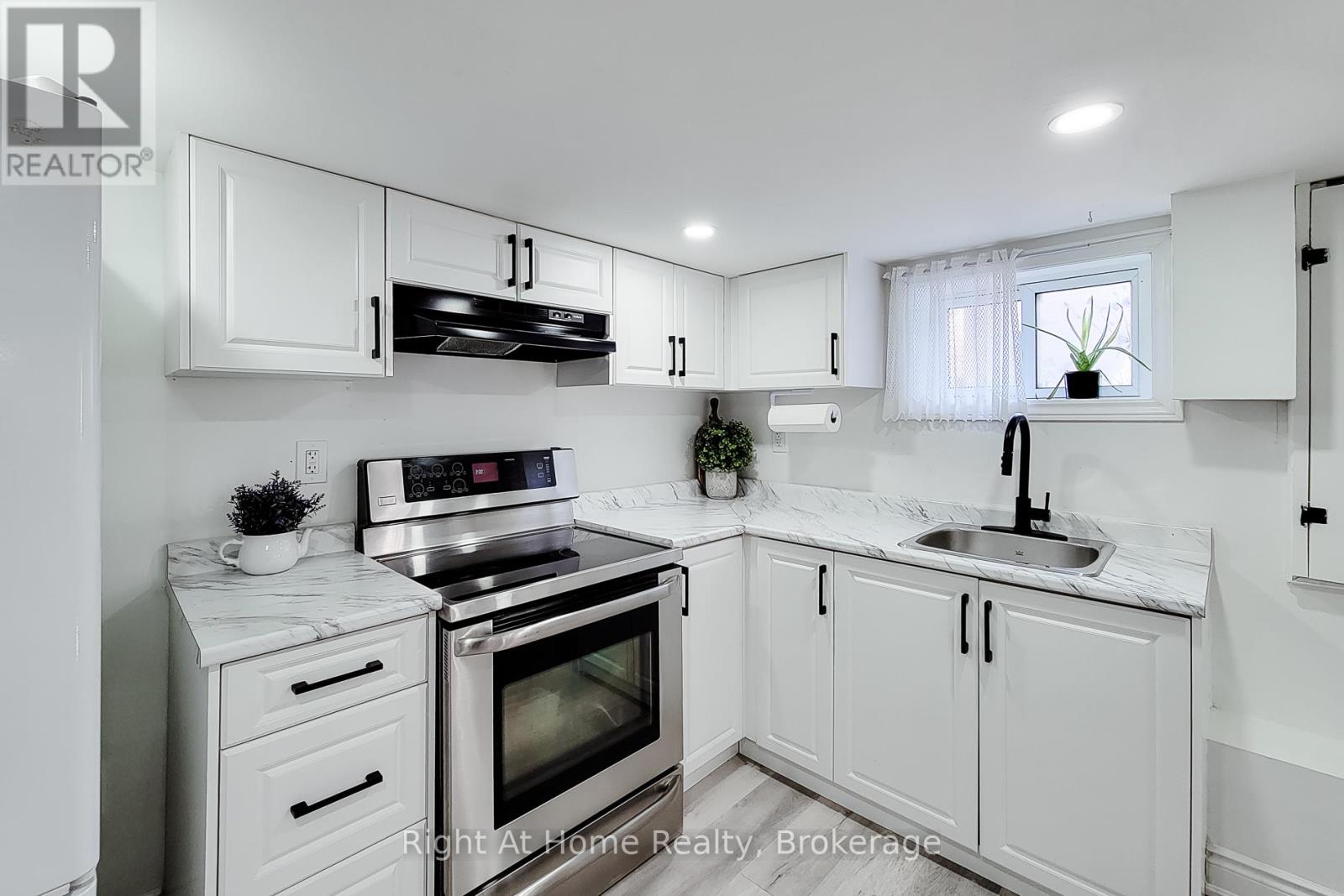 321 Dewitt Road N, Hamilton, Ontario  L8E 2T1 - Photo 40 - X13150828