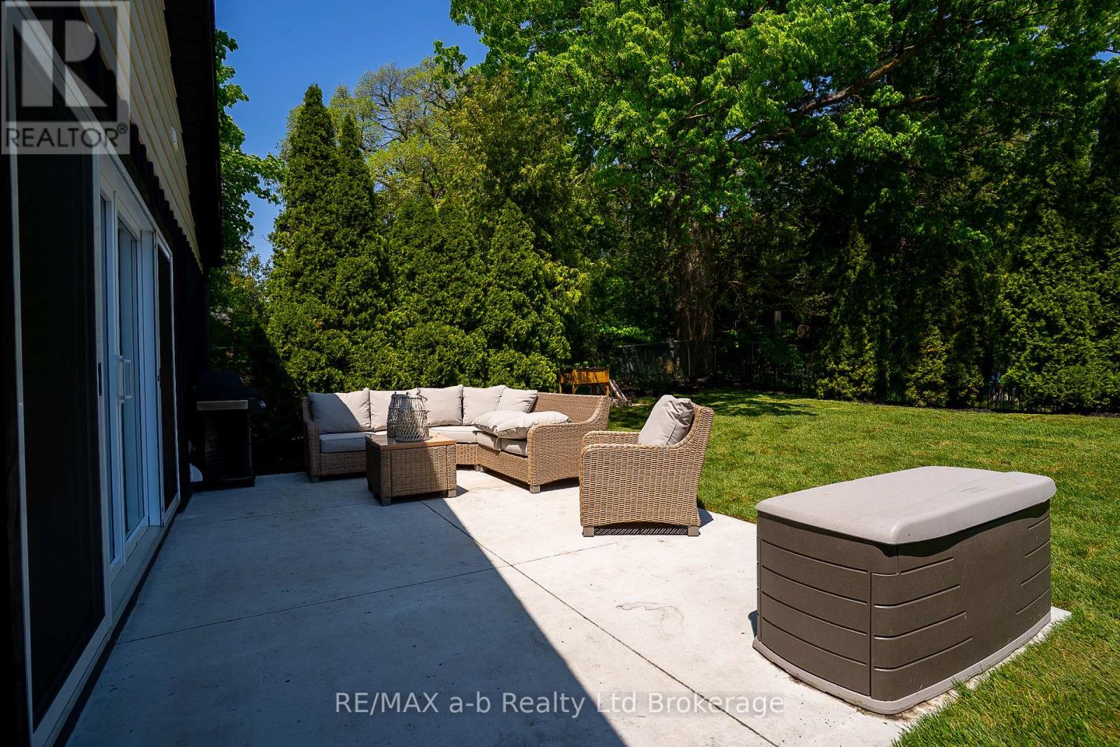56 Givins Street, Woodstock, Ontario N4S 5Y9 - Photo 4 - X13150860