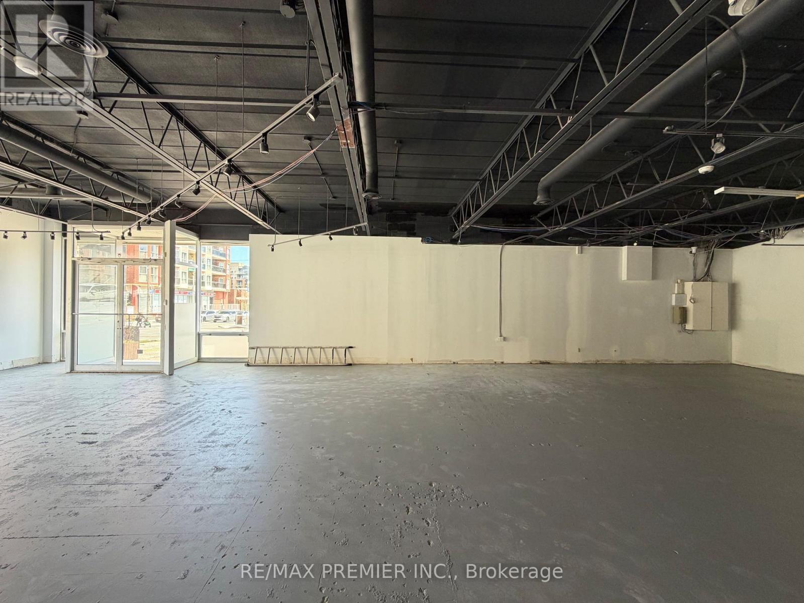 Unit 1 - 177 Woodbridge Avenue, Vaughan, Ontario L4L 2S9 - Photo 6 - N13149612