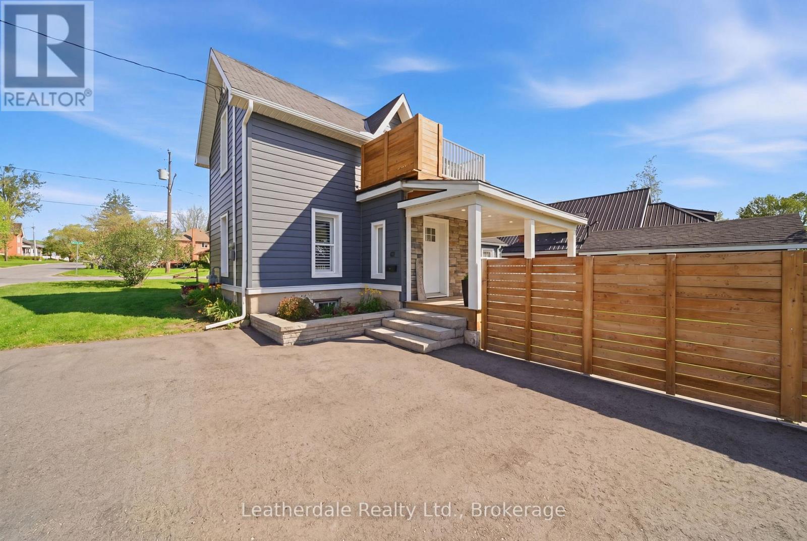 42 Frederick Street, Orillia, Ontario L3V 5W7 - Photo 4 - S13135202