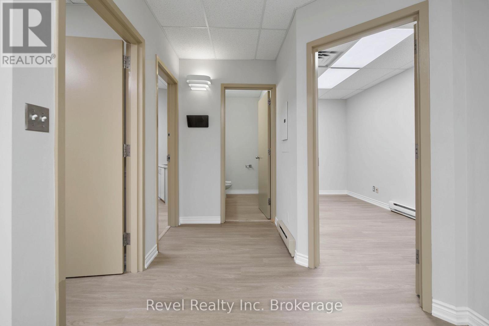 302 - 111 Main Street W, North Bay (Central), Ontario  P1B 2T6 - Photo 13 - X13150556