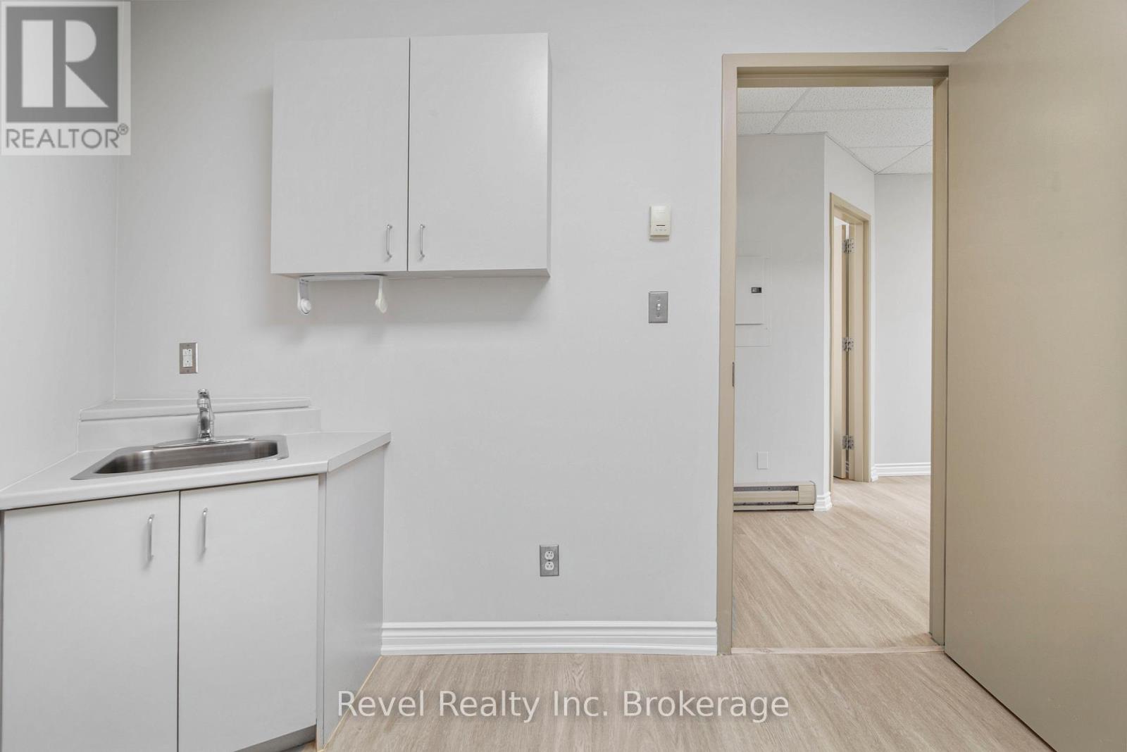302 - 111 Main Street W, North Bay (Central), Ontario  P1B 2T6 - Photo 18 - X13150556