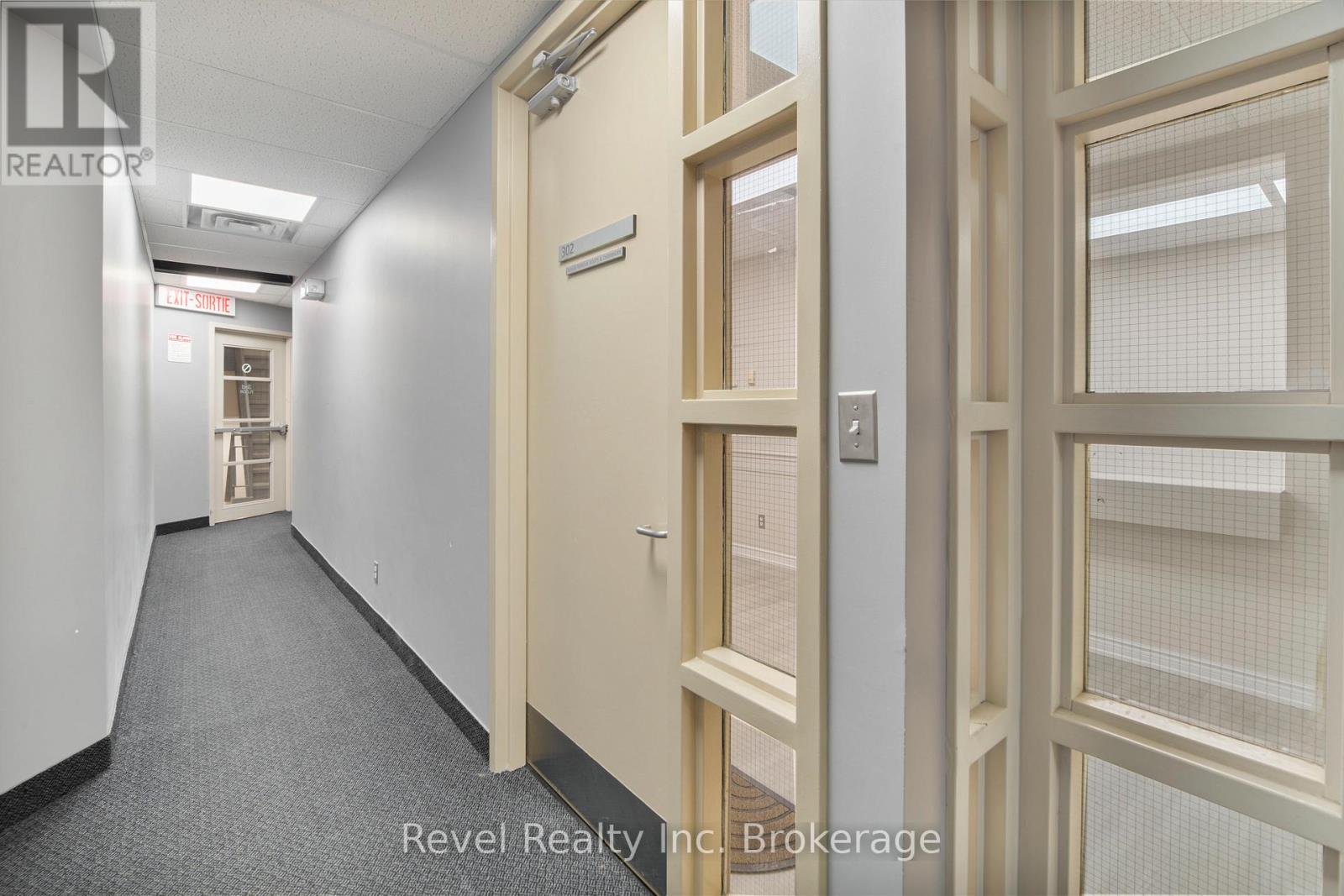 302 - 111 Main Street W, North Bay (Central), Ontario  P1B 2T6 - Photo 2 - X13150556