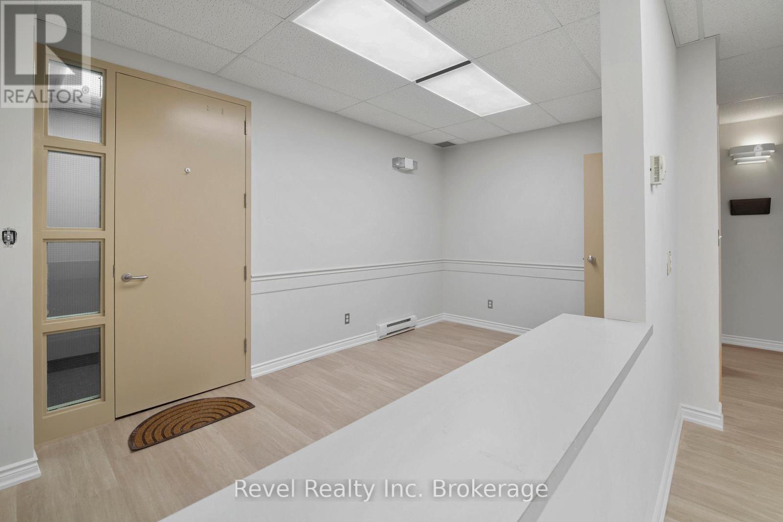 302 - 111 Main Street W, North Bay (Central), Ontario  P1B 2T6 - Photo 3 - X13150556