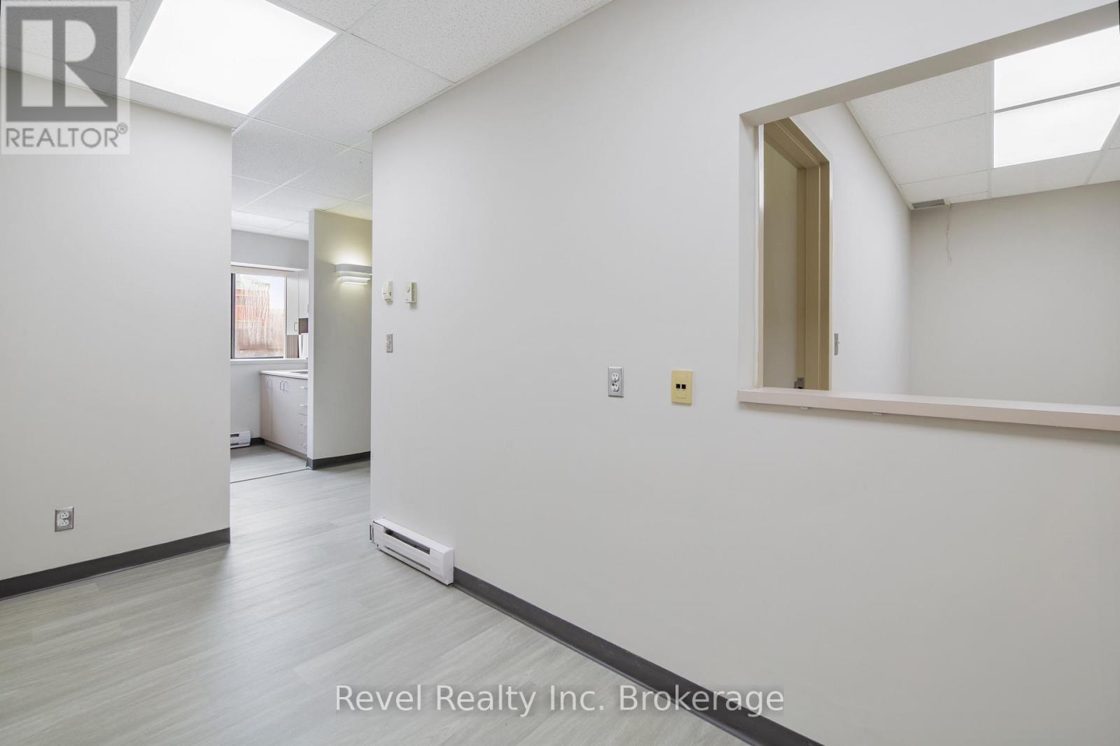 301 - 111 Main Street W, North Bay, Ontario  P1B 2T6 - Photo 6 - X13150582