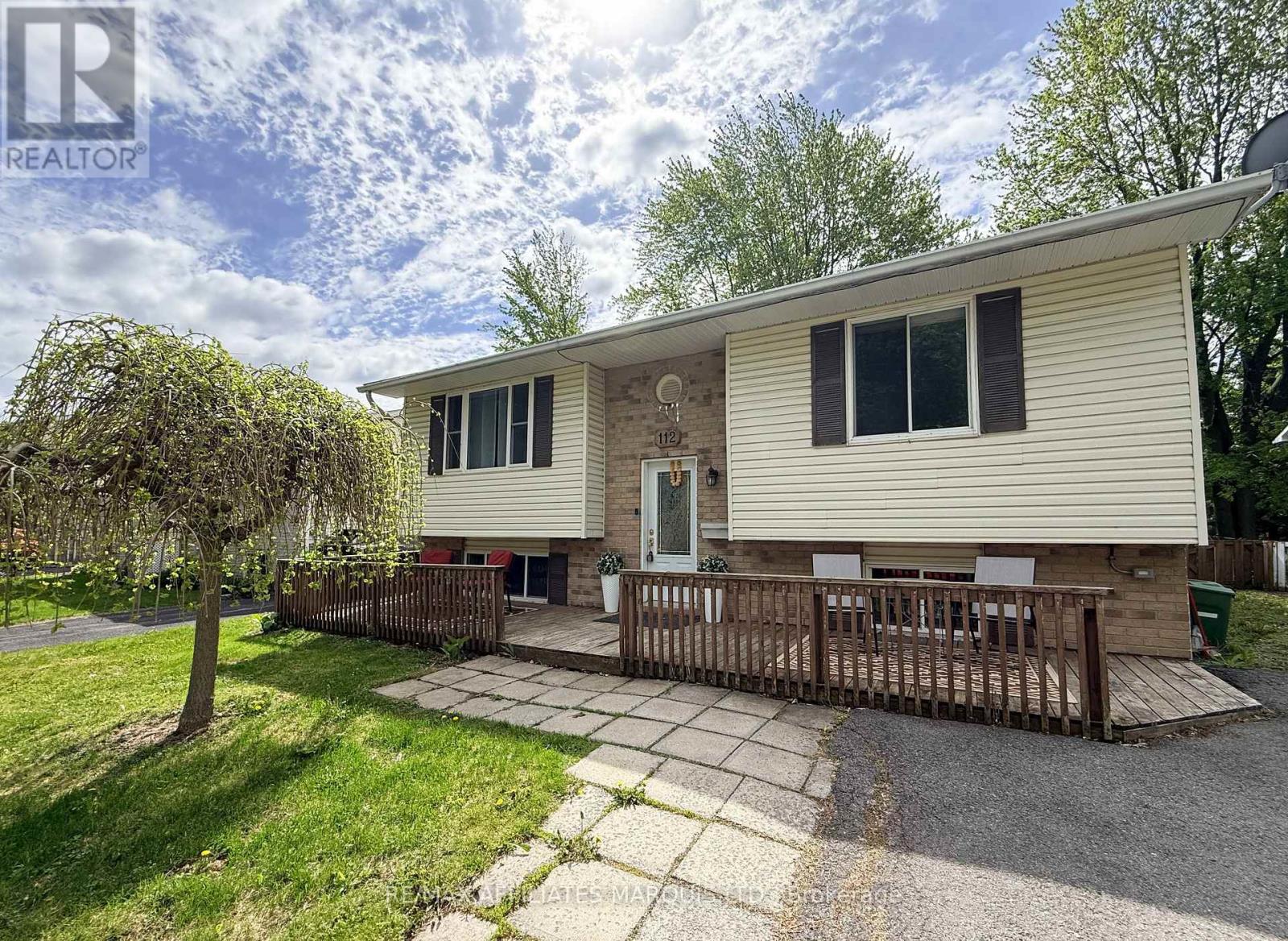 112 Glen Oaks Court, Cornwall, Ontario  K6H 7E6 - Photo 1 - X13067072