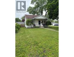 3203 BYNG, Windsor, Ontario
