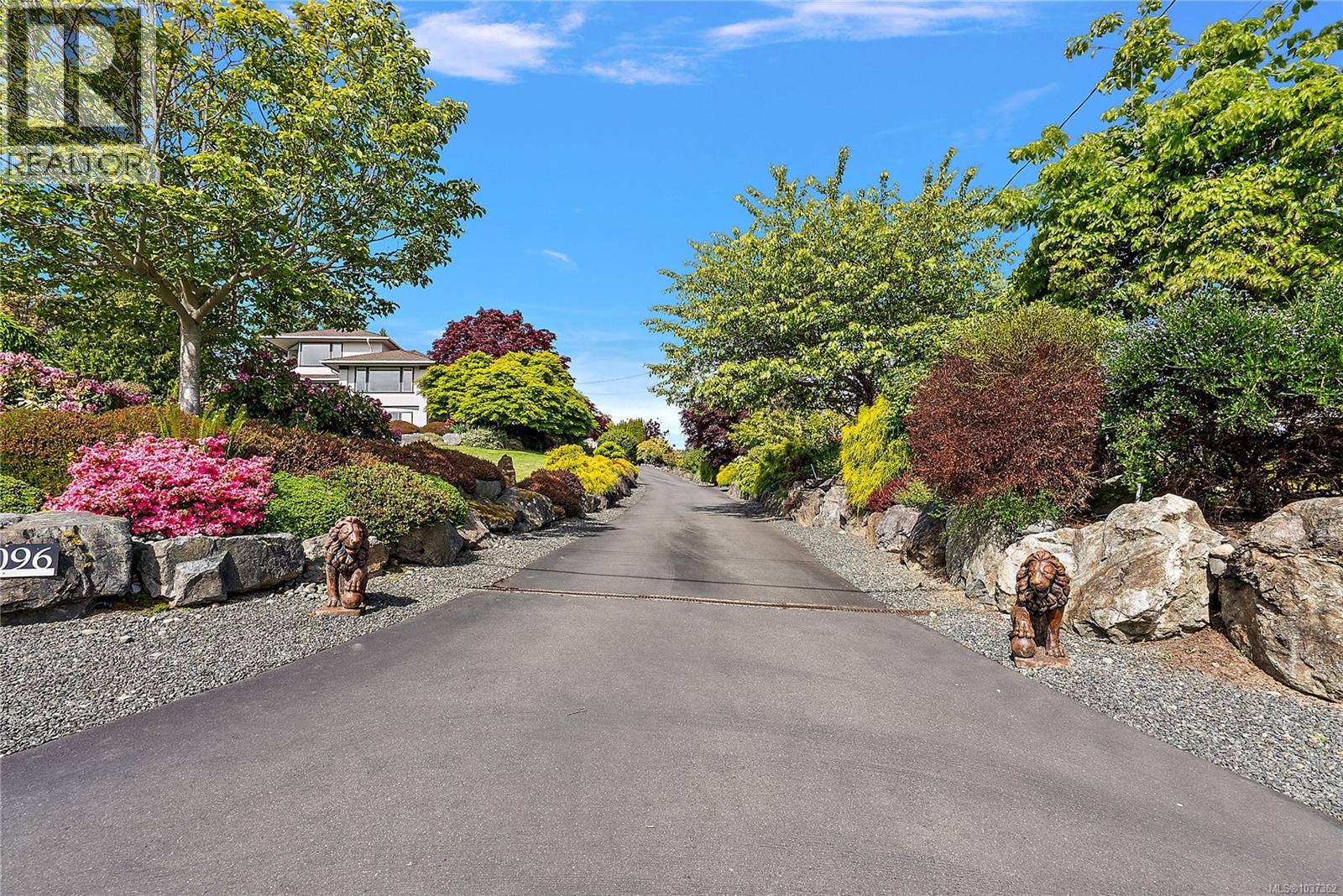 11096 Greenpark Dr, North Saanich, British Columbia  V8L 5N5 - Photo 59 - 1037362