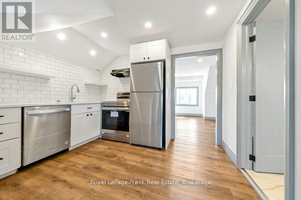 3rd Flr - 622 Simcoe Street N, Oshawa, Ontario  L1G 4V4 - Photo 7 - E13150874