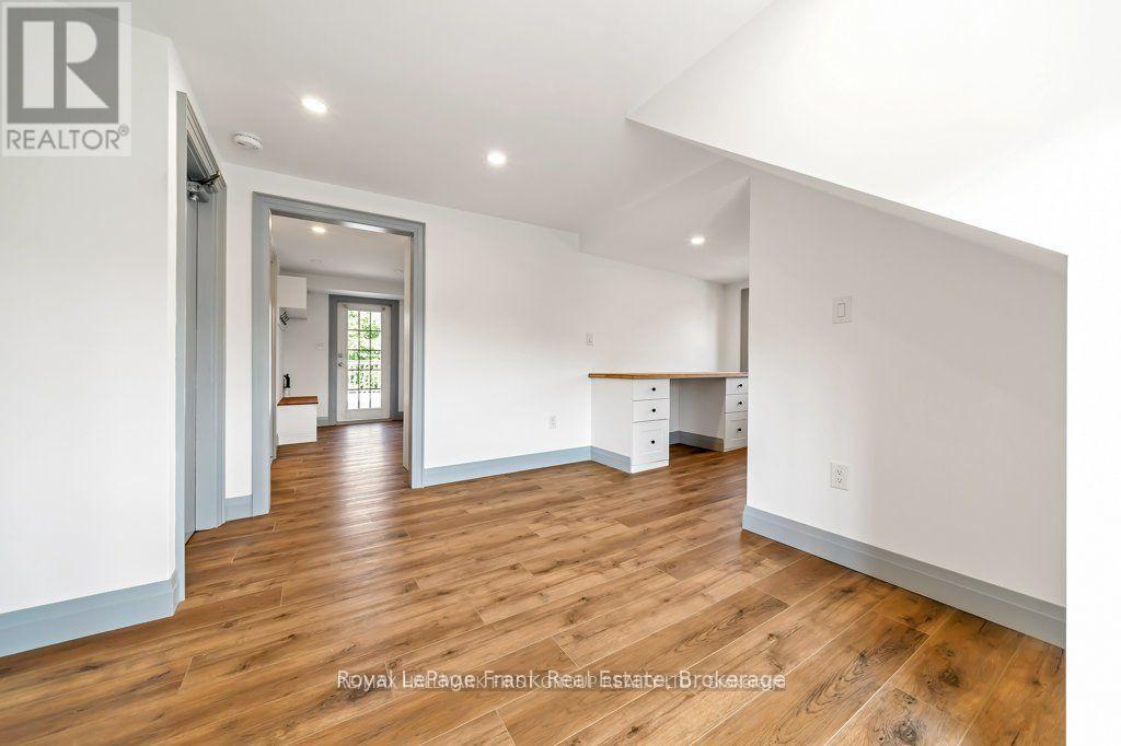 3rd Flr - 622 Simcoe Street N, Oshawa, Ontario  L1G 4V4 - Photo 8 - E13150874