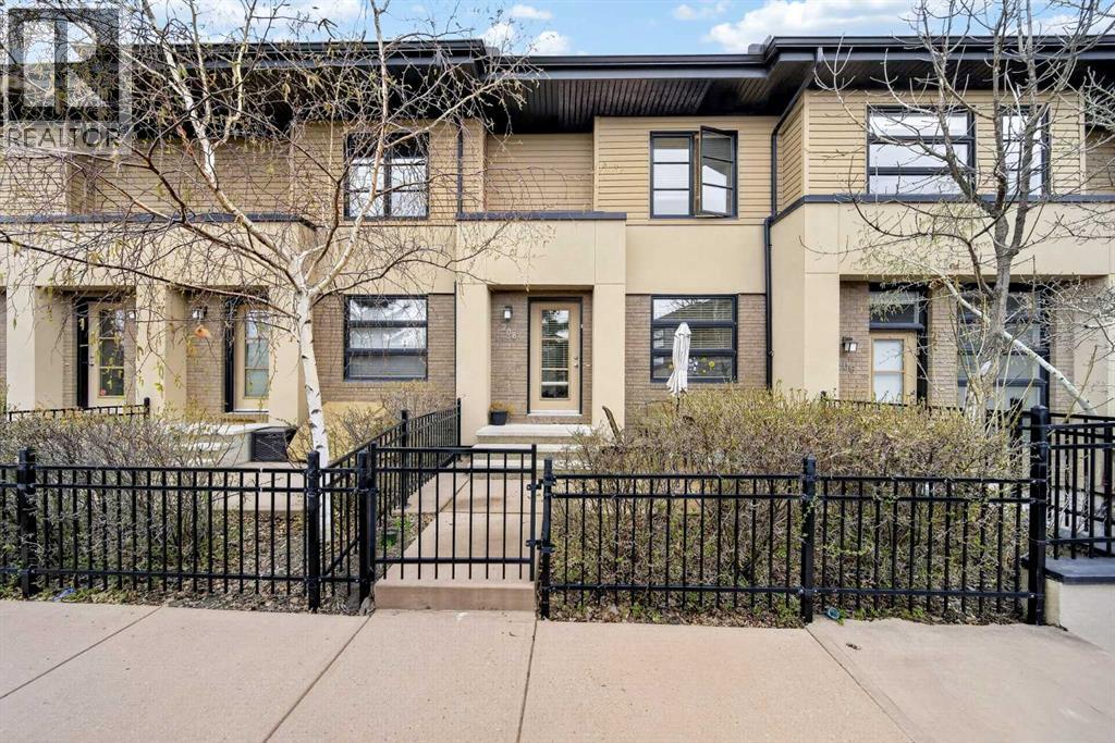 208 Aspen Hills Villas SW, Calgary, Alberta
