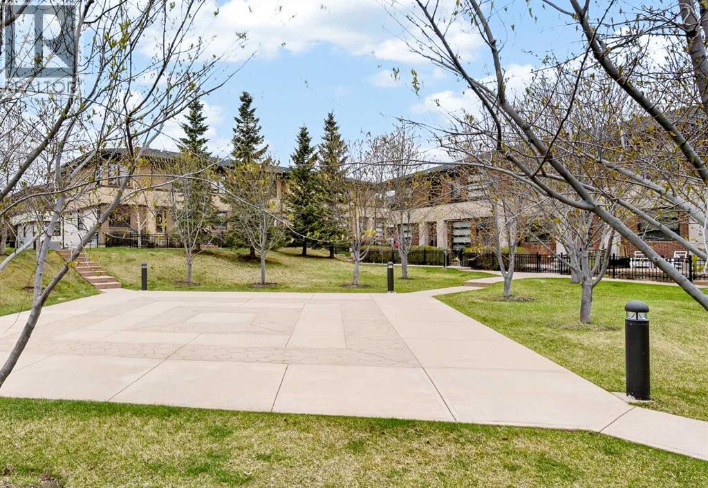 208 Aspen Hills Villas SW, Calgary, Alberta  T3H 0h8 - Photo 4 - A2309590