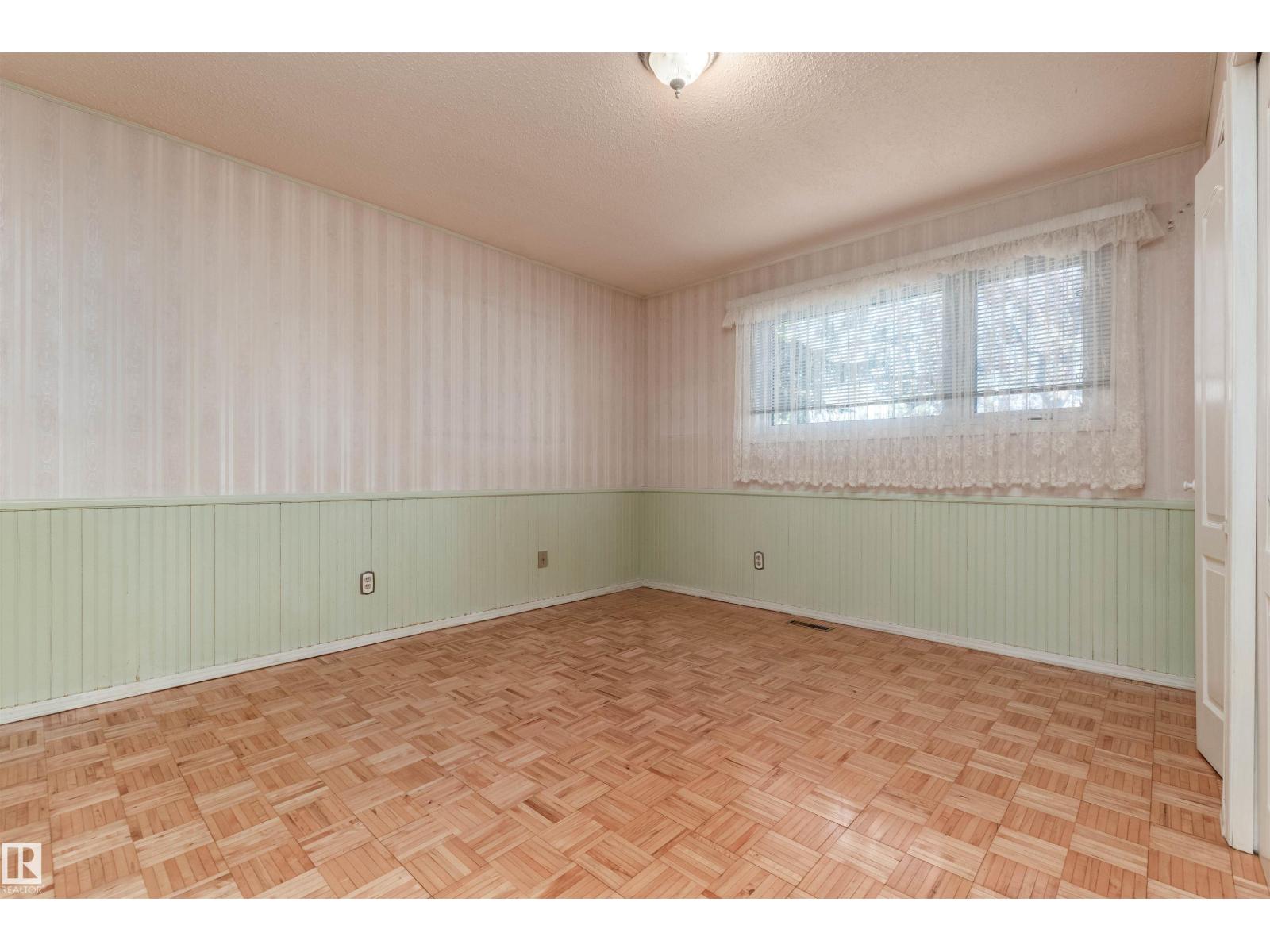 13319 30 St Nw Nw, Edmonton, Alberta  T5A 3A1 - Photo 17 - E4488789