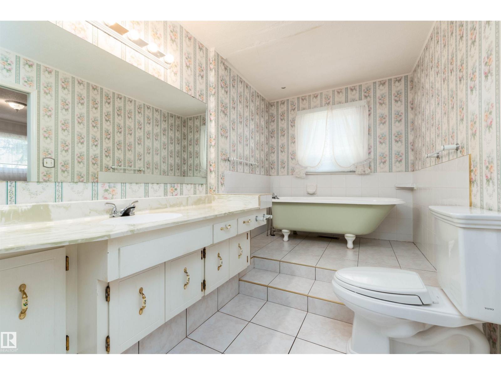 13319 30 St Nw Nw, Edmonton, Alberta  T5A 3A1 - Photo 19 - E4488789
