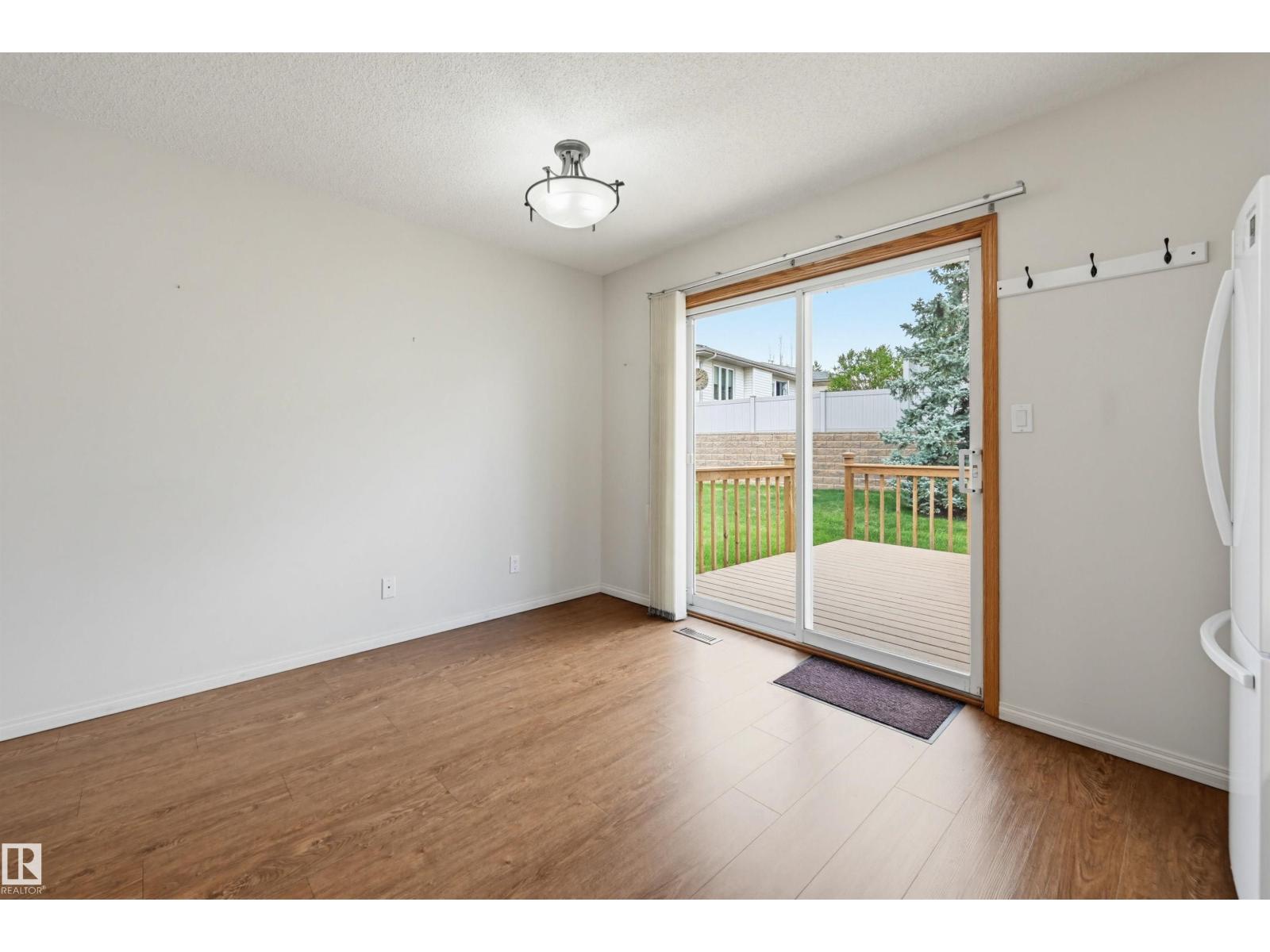 604 Revell Wd Nw, Edmonton, Alberta  T6R 2H9 - Photo 15 - E4488793