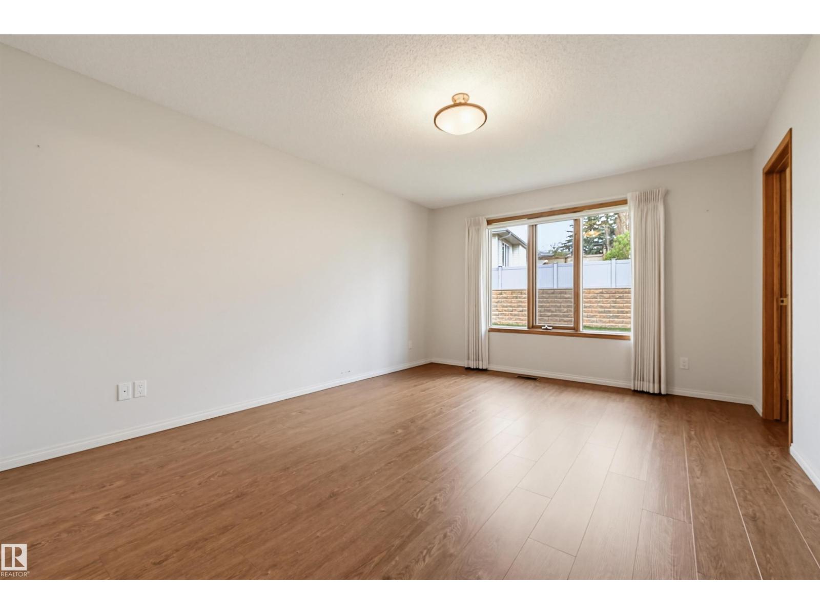 604 Revell Wd Nw, Edmonton, Alberta  T6R 2H9 - Photo 17 - E4488793