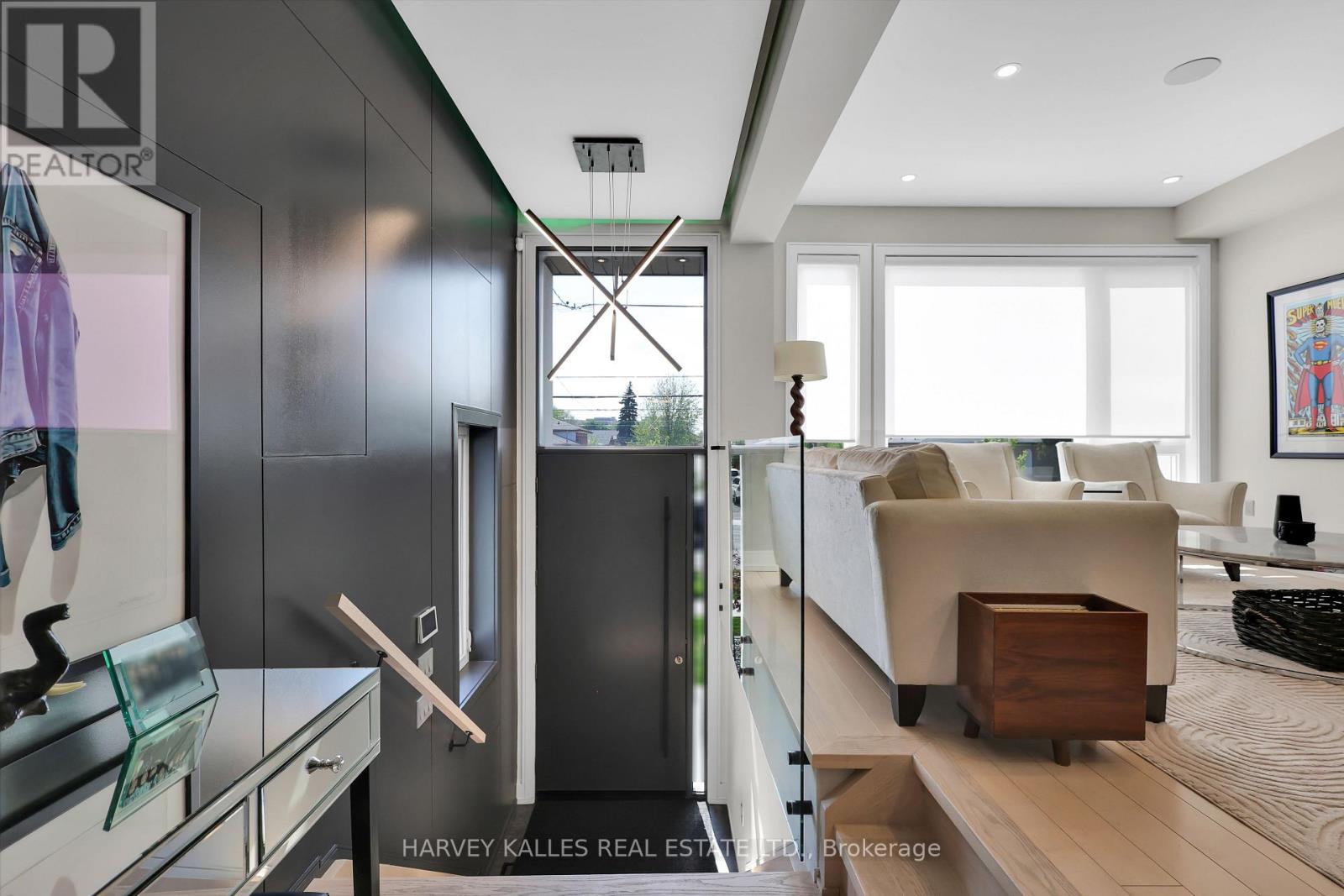 35 Wilmington Avenue, Toronto, Ontario  M3H 5J1 - Photo 3 - C13150666