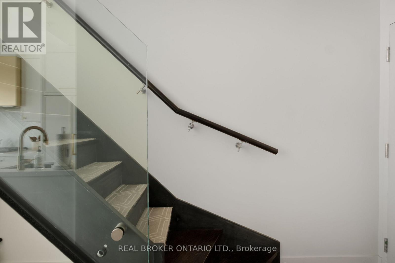 Ph24 - 39 Brant Street, Toronto, Ontario  M5V 0M8 - Photo 39 - C13150760