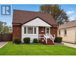36 AINSDALE ROAD, Toronto, Ontario