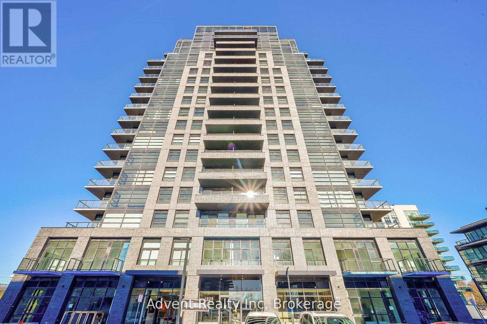 PH1803 - 1606 CHARLES STREET