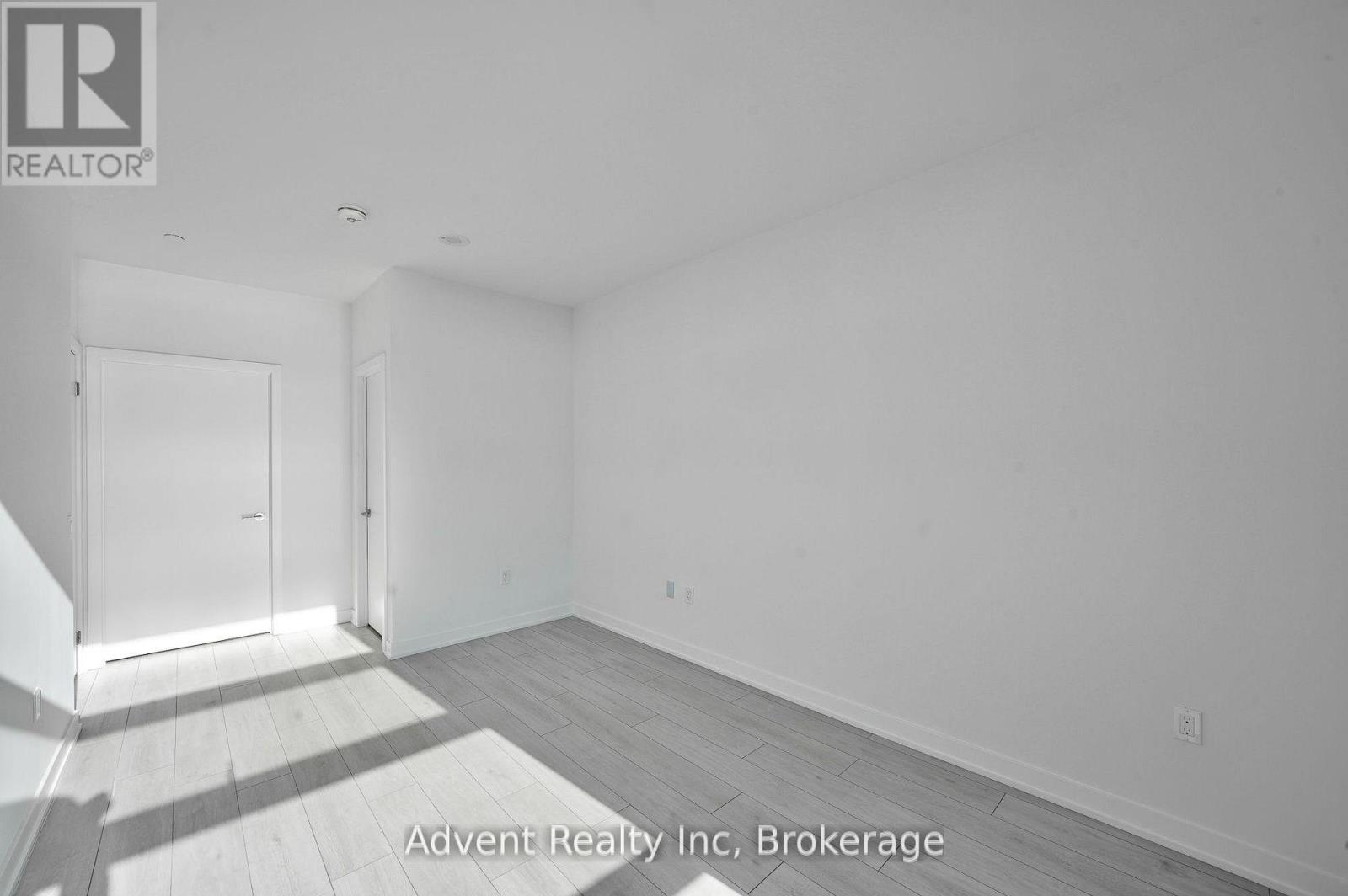 Ph1803 - 1606 Charles Street, Whitby, Ontario  L1N 0P1 - Photo 17 - E13150562