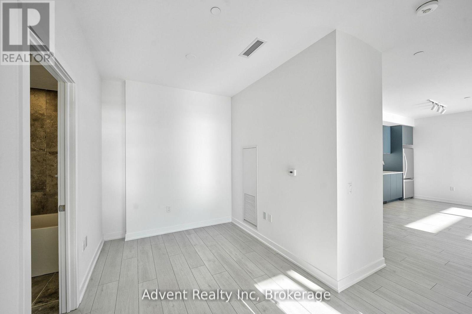 Ph1803 - 1606 Charles Street, Whitby, Ontario  L1N 0P1 - Photo 23 - E13150562