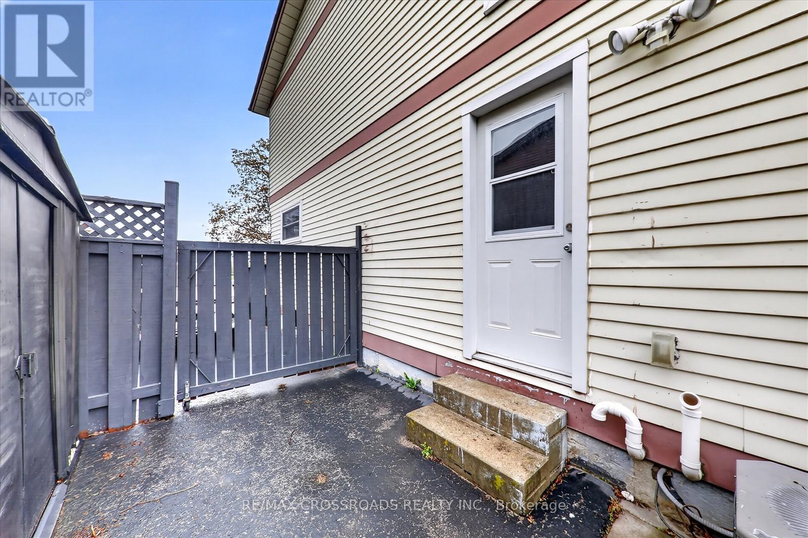 357 Pompano Court, Oshawa, Ontario  L1K 1M9 - Photo 28 - E13150568