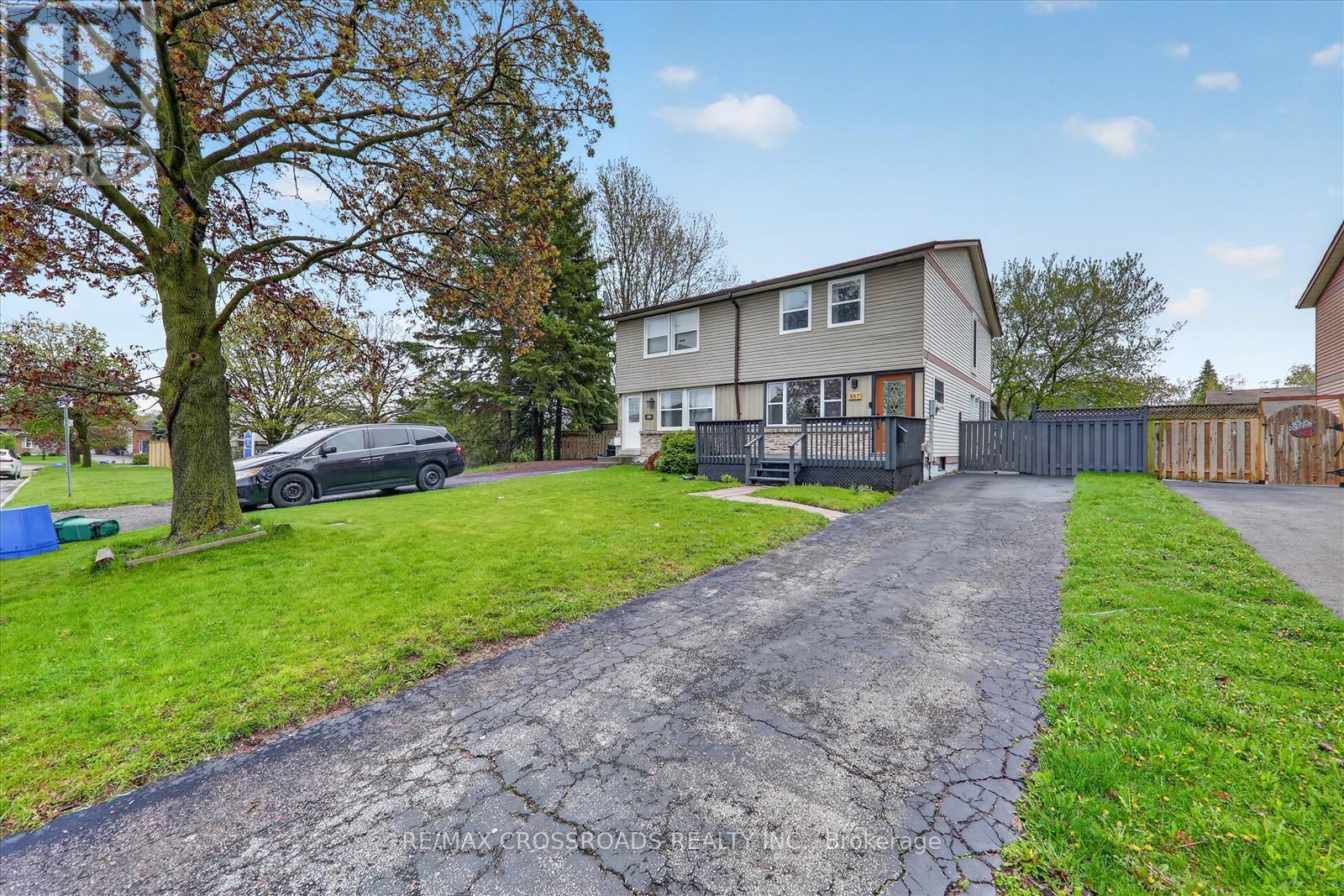 357 Pompano Court, Oshawa, Ontario  L1K 1M9 - Photo 3 - E13150568