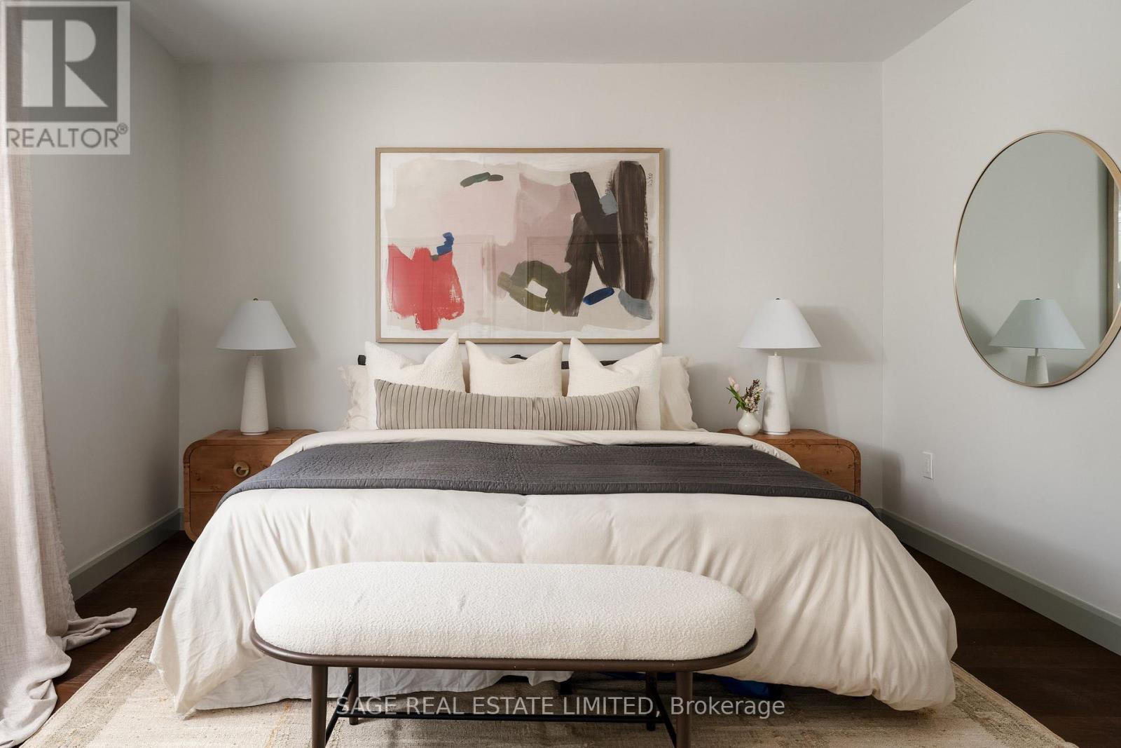 300 Westlake Avenue, Toronto, Ontario  M4C 4T6 - Photo 15 - E13150706