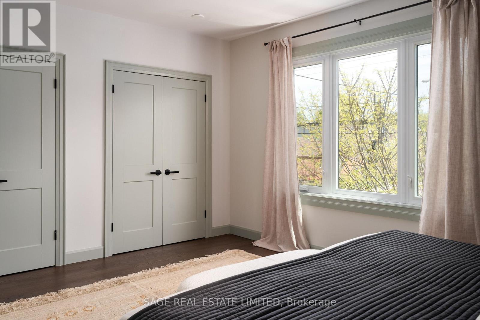 300 Westlake Avenue, Toronto, Ontario  M4C 4T6 - Photo 17 - E13150706