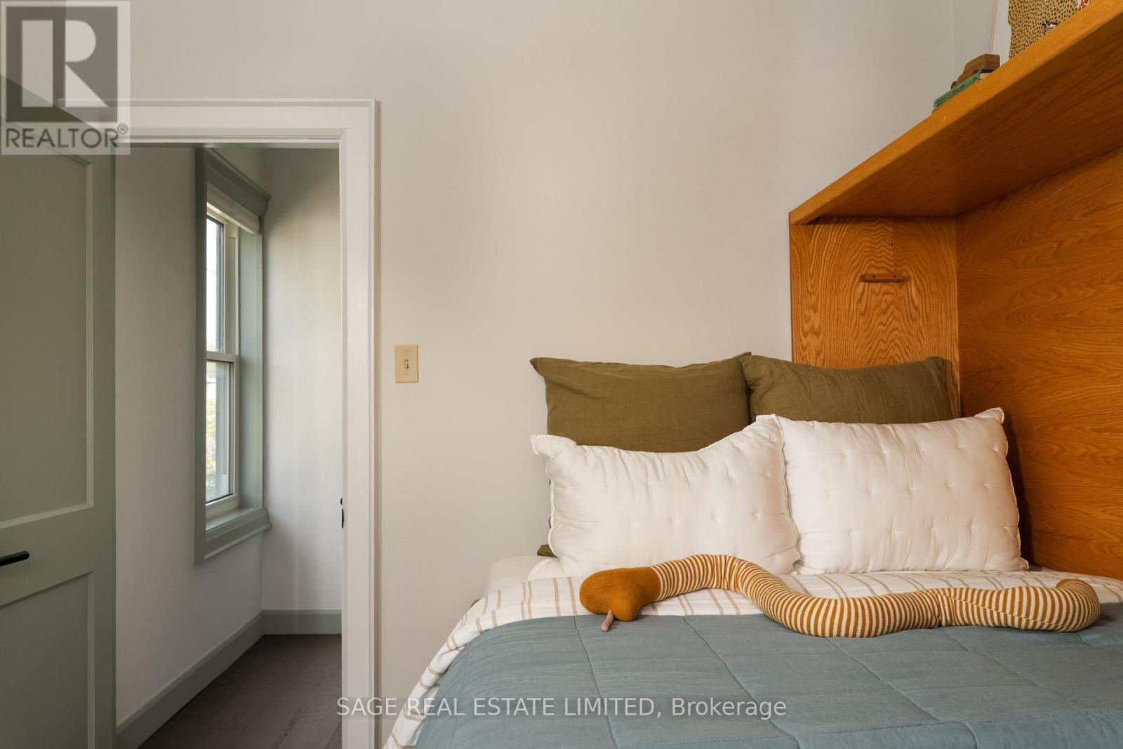 300 Westlake Avenue, Toronto, Ontario  M4C 4T6 - Photo 29 - E13150706