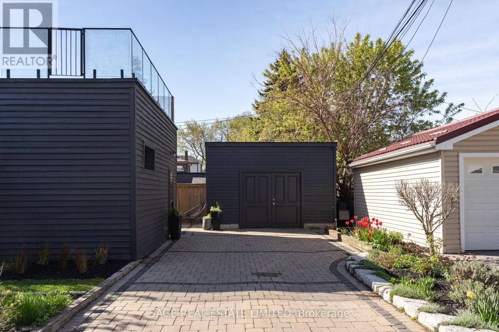 300 Westlake Avenue, Toronto, Ontario  M4C 4T6 - Photo 46 - E13150706