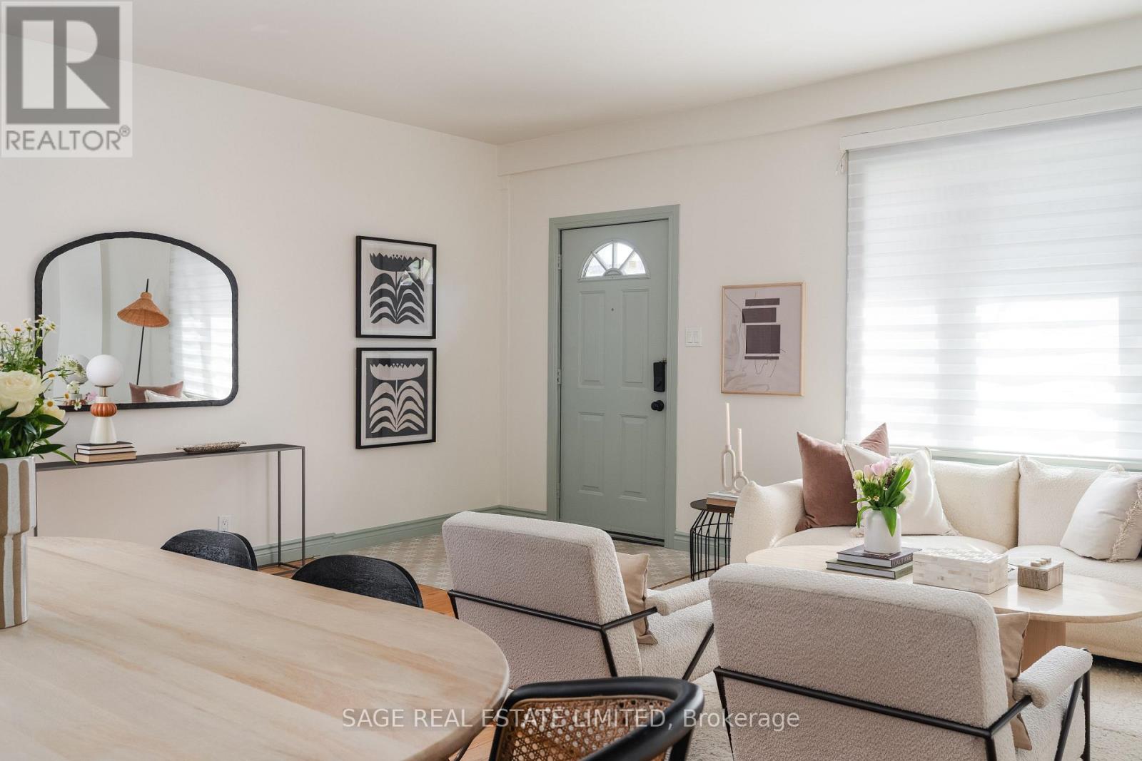 300 Westlake Avenue, Toronto, Ontario  M4C 4T6 - Photo 5 - E13150706