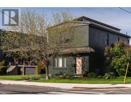 300 WESTLAKE AVENUE, Toronto, Ontario