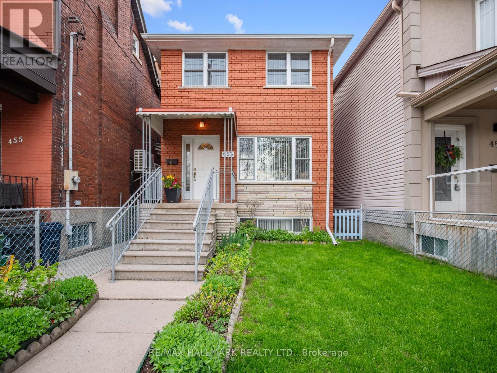 453 JONES AVENUE, Toronto, Ontario