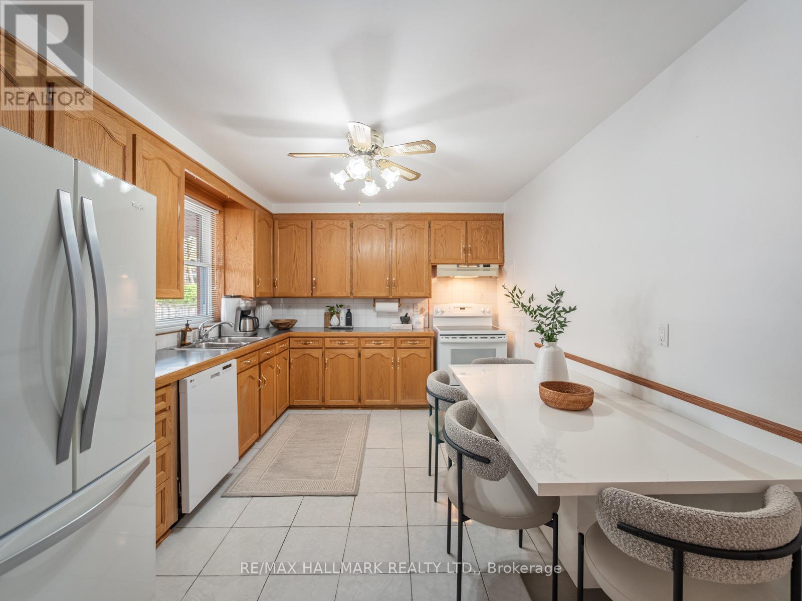 453 Jones Avenue, Toronto, Ontario  M4J 3G7 - Photo 12 - E13150722