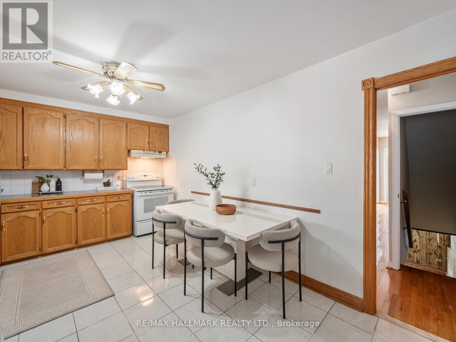 453 Jones Avenue, Toronto, Ontario  M4J 3G7 - Photo 13 - E13150722