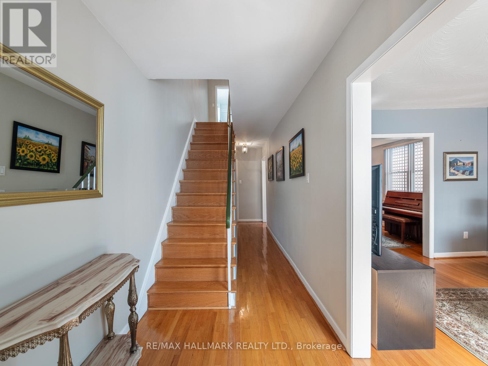 453 Jones Avenue, Toronto, Ontario  M4J 3G7 - Photo 19 - E13150722